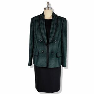 Women's Tweed Faux Double-Breasted Jacket & Sleeveless Seamed Waist Sheath Dress
